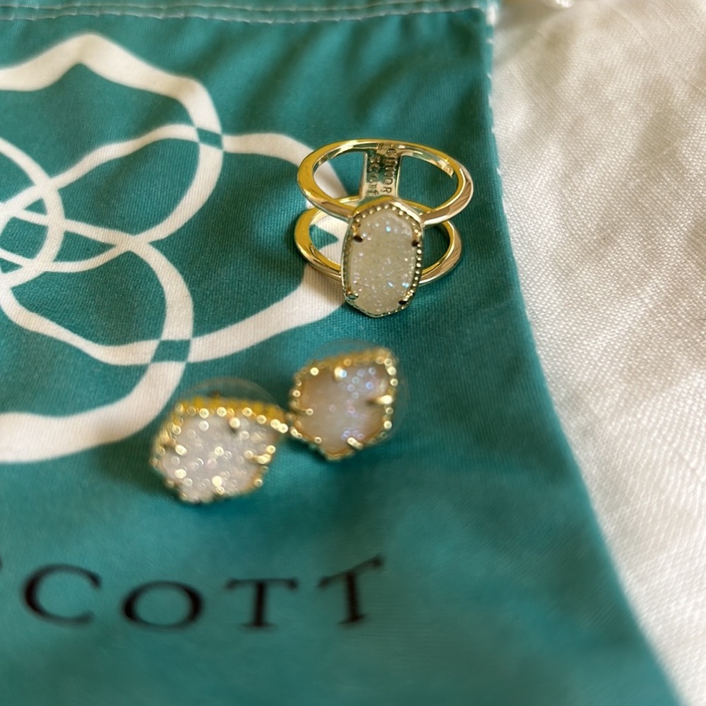 Elyse Gold Ring & Ellie Gold Stud Earrings in Iridescent Drusy